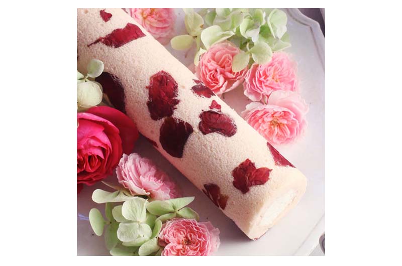日比谷花壇のフラワースイーツが大人気！薔薇の香りと味を楽しむ新スイーツが見た目も美味